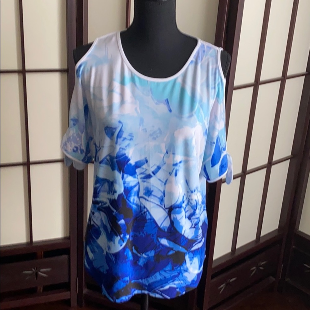 Cold Shoulder Top New